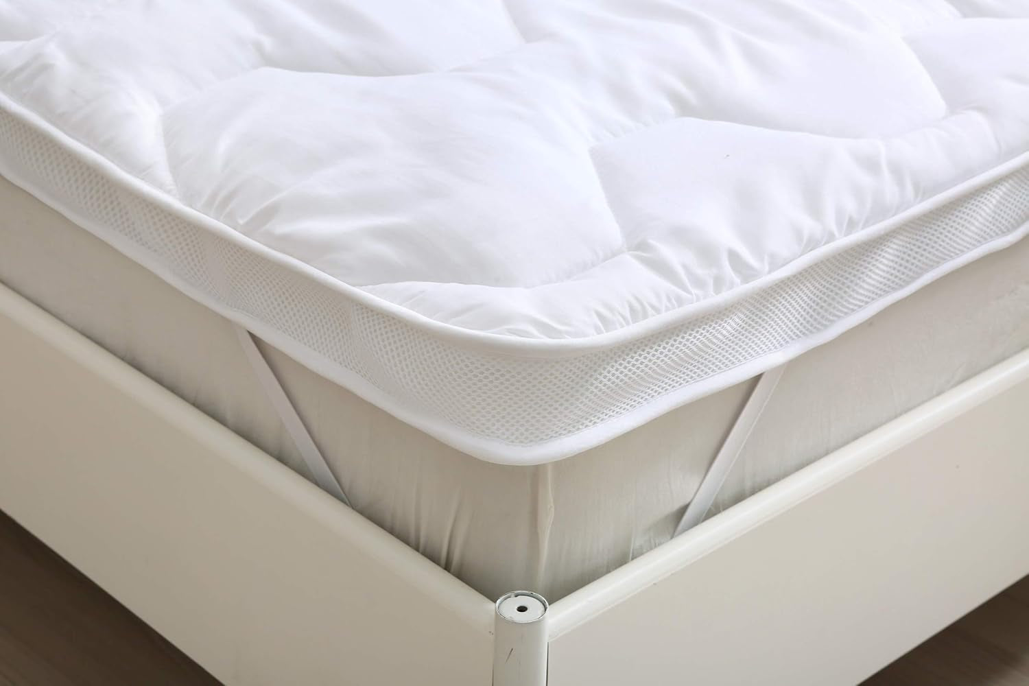 Mattress Topper Air Flow Hotel Quality Deep Microfiber- Super Soft Thick Temperature Control- Heavy Fill Ventilation Mattress Protector (Single (90X193Cm))