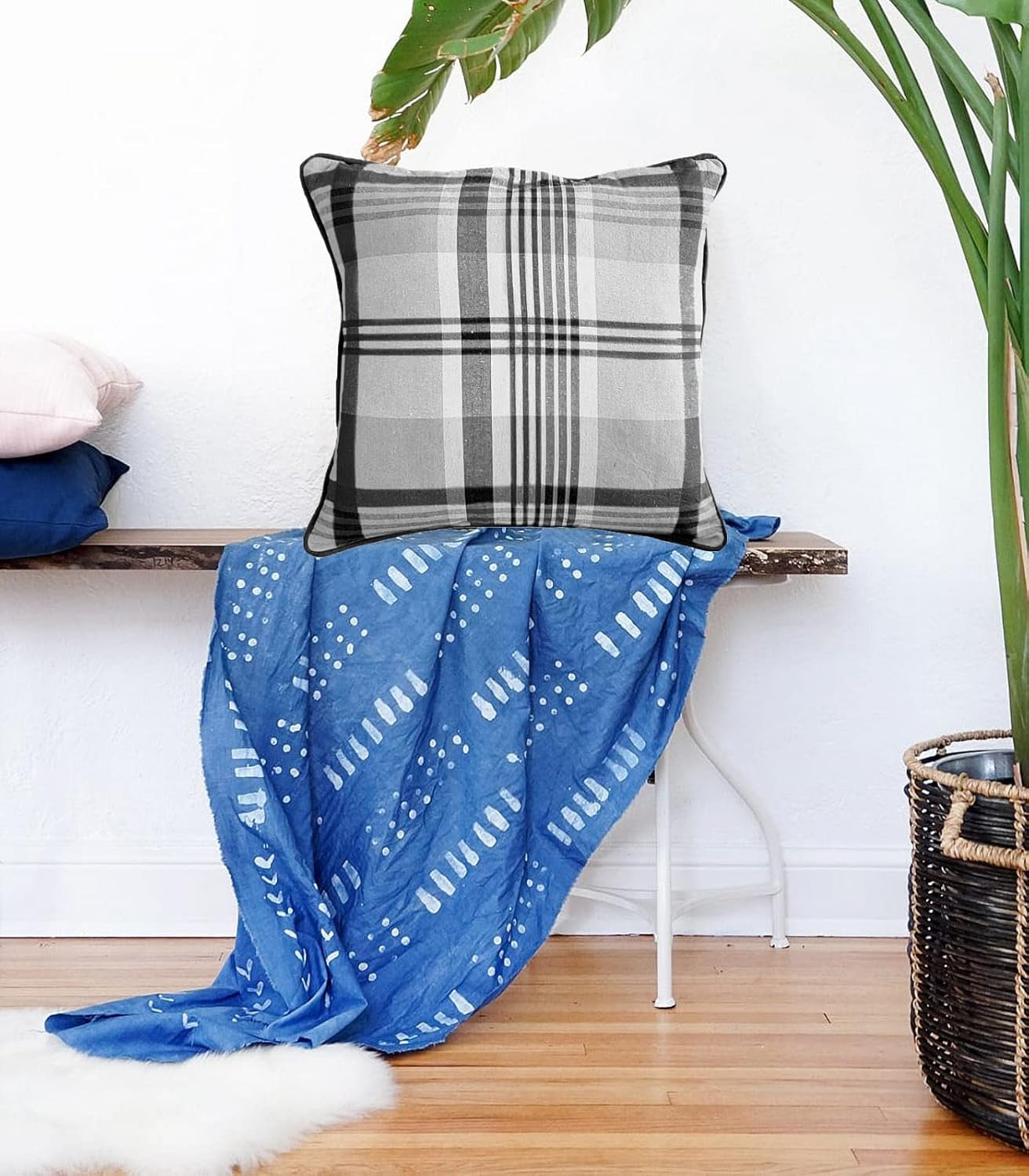Tartan Check Plaid Design, Tartan Cushion with Covers, Cotton Tartan Scottish Checked Edge Cushion, Striped Decorative Pillowcase for Home Sofa Bedroom Living (Pack of 2) (24X24, Pink)